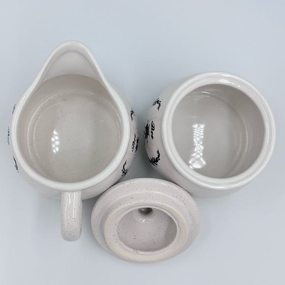 Bee Collection “Bee Nice” Ceramic Sugar & Creamer Set - Picture 6 of 7